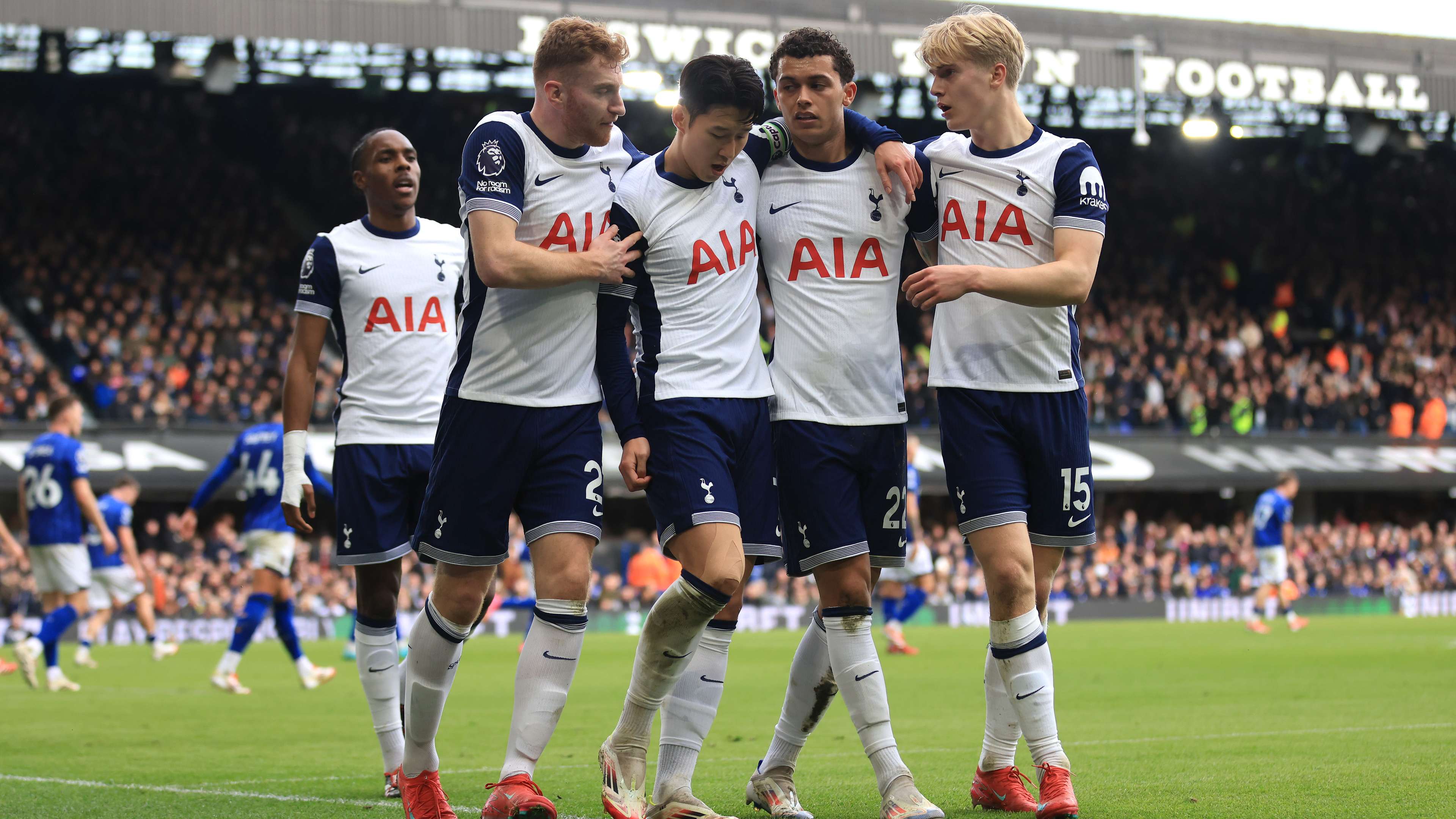 动人才辈出 动人才辈出